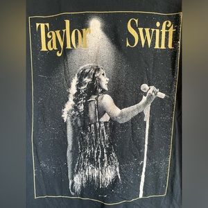 Taylor Swift Fearless Concert Branded Tee size L